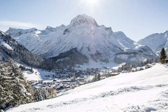 Schnee_Nov17_lech-zuers-tourismus_by_BernadetteOtter-345.jpg
