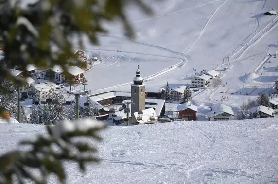 Dorfkirche Lech im Winter